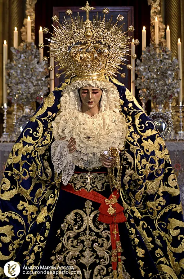 Imagen de la Virgen de los Desamparados de San Esteban