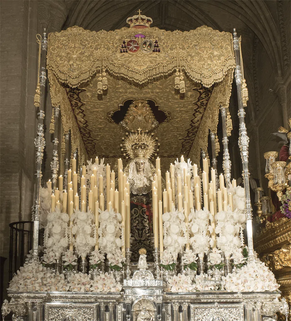 Palio de la Virgen de los Desamparados de San Esteban
