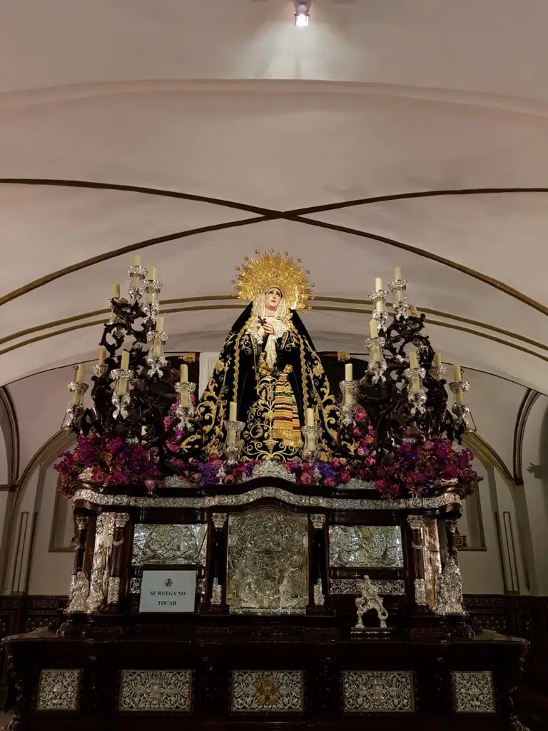 Paso de la Virgen de la Soledad de la Hermandad de la Soledad de San Buenaventura