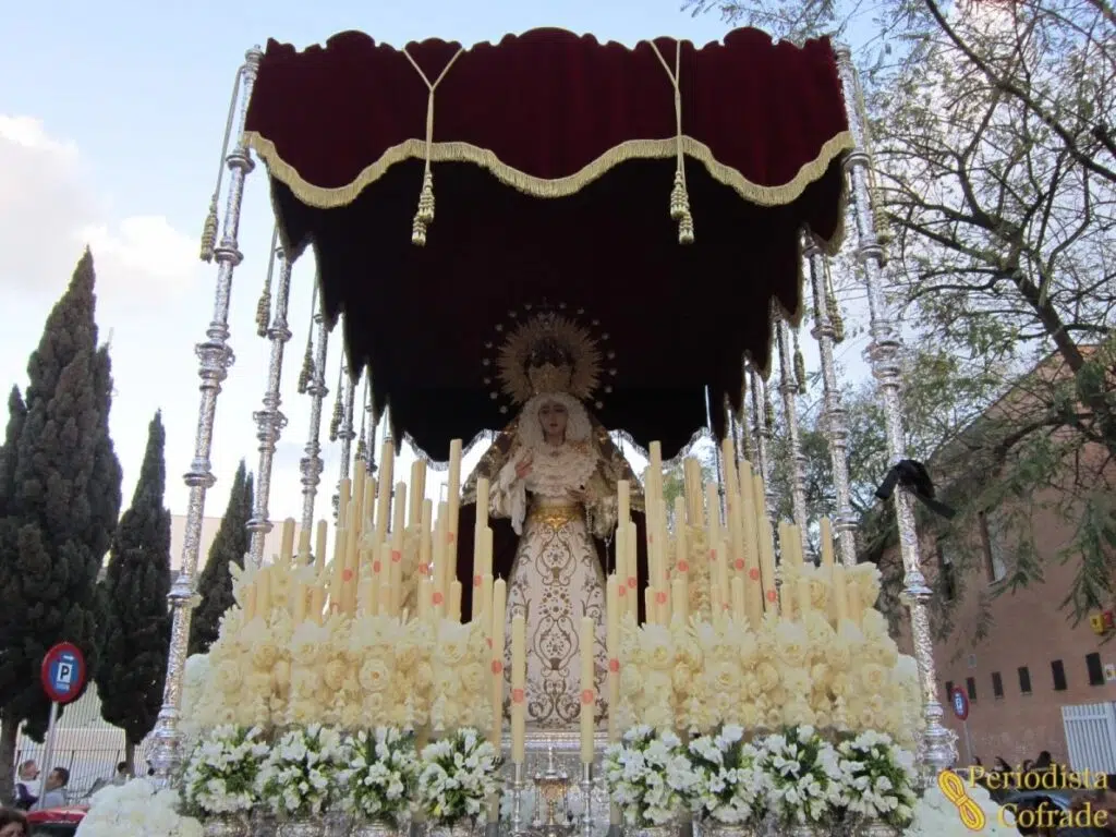 Virgen de la Divina Gracia de Padre Pio Sevilla