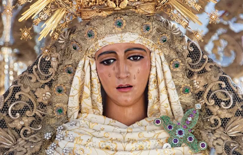 Virgen de la Esperanza de La Esperanza de Triana Sevilla
