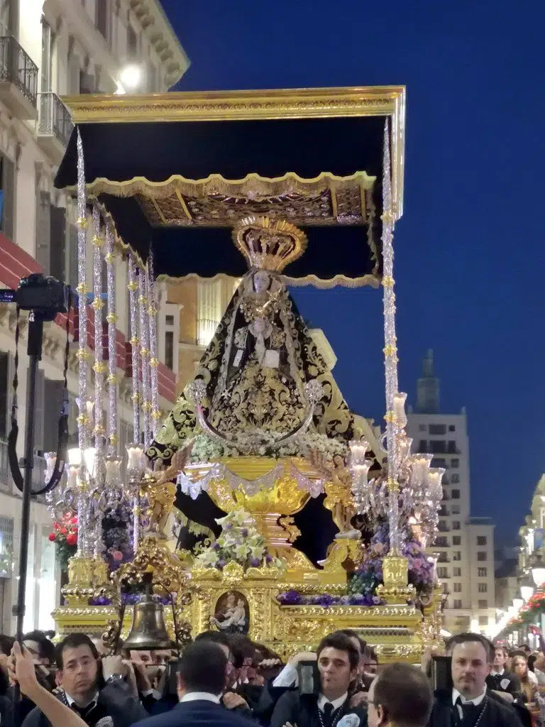 Trono de la Virgen de los Dolores del Puente Malaga