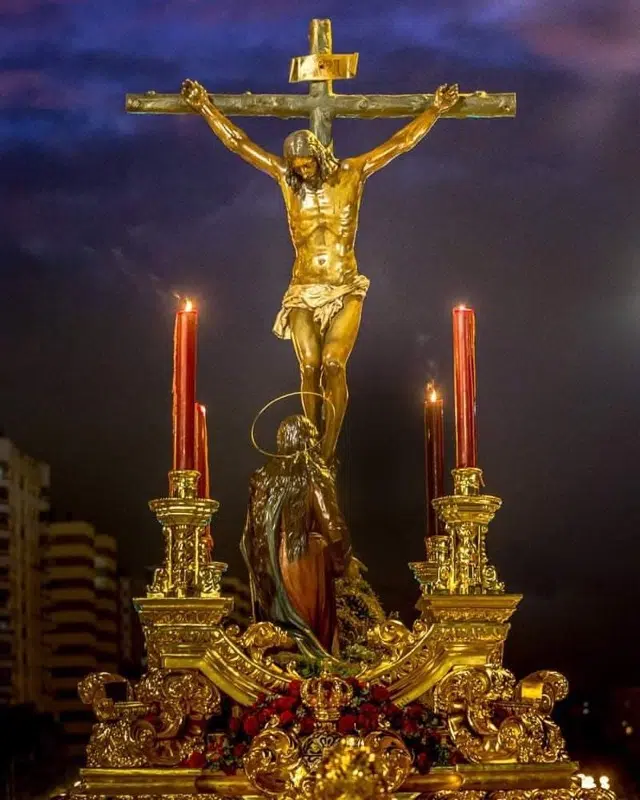 Trono del Santisimo Cristo de la Buena Muerte y Animas Mena