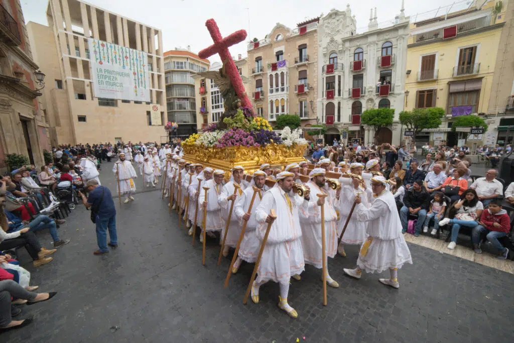 La Cruz Triunfante El Resucitado