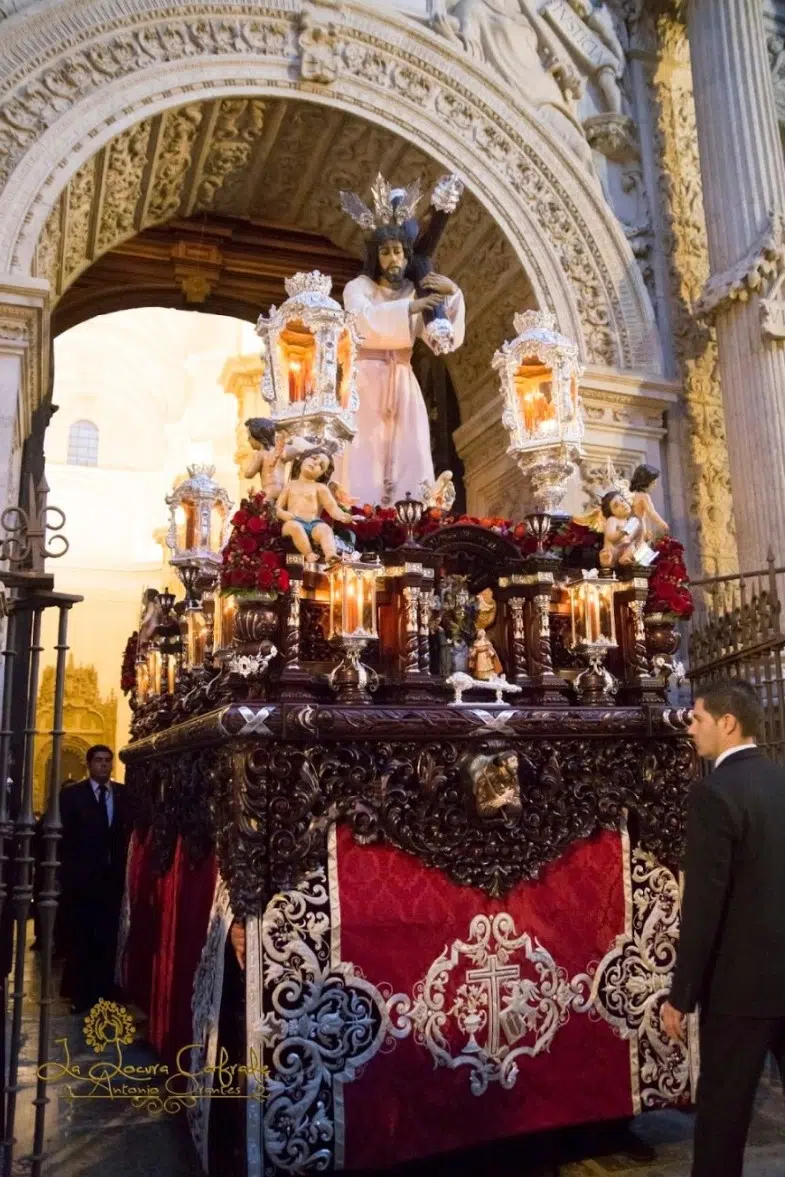 Nuestro Padre Jesús del Amor y Entrega de Granada