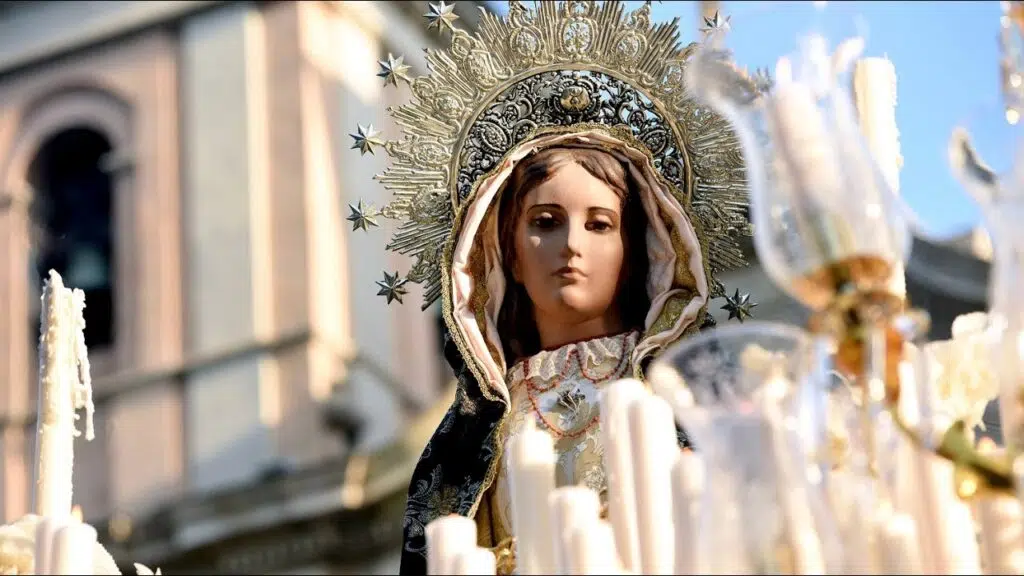 Santisima Virgen de la Soledad del Calvario Los Coloraos