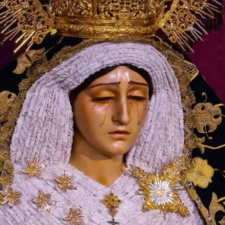 Paso de la Virgen de la Misericordia "La Greñúa" de la Hermandad de los Favores de Granada